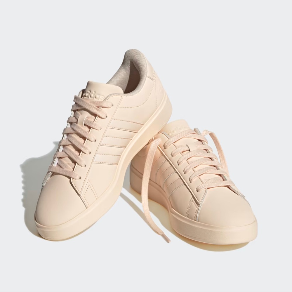 New Grand Court 2.0 Sneaker (Women) size 8.5. Never worn
